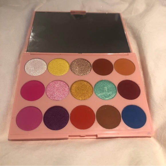 Kim Chi Chic Eyeshadow Palette “The Happy Palette” - Picture 3 of 4